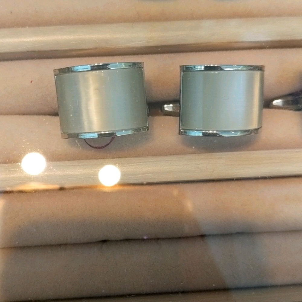 Cuff links